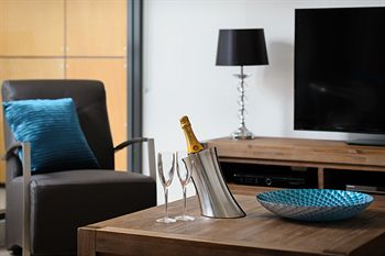 Apartments @ IKON Glen Waverley - Australia Shopping 6