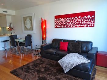 Flinders Wharf Apartments - Local Tourism 24