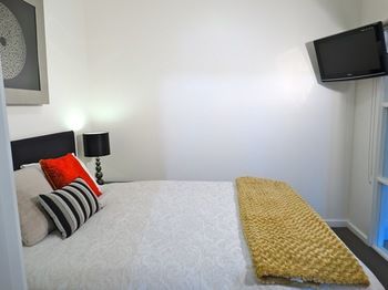 Flinders Wharf Apartments - Local Tourism 26