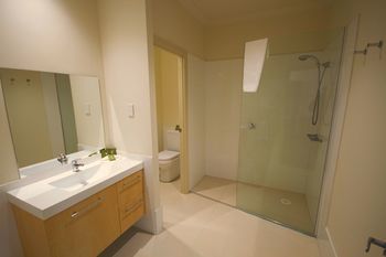 H Boutique Hotel - Accommodation Australia 41