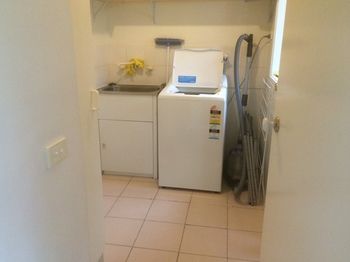 Australian Home Away Ringwood @ Bardia - Local Tourism 7
