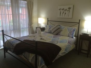 Australian Home Away Ringwood @ Bardia - Local Tourism 9
