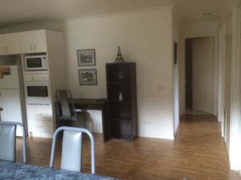 Australian Home Away Ringwood @ Bardia - Local Tourism 13