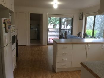 Australian Home Away Ringwood @ Bardia - Local Tourism 15