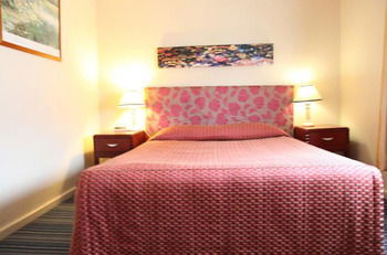 Carnegie Motor Inn - Local Tourism 9