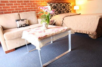 Carnegie Motor Inn - Local Tourism 14