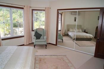 Kingfishers Manor @ Noosa - Local Tourism 1