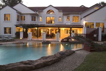 Kingfishers Manor @ Noosa - Local Tourism 13