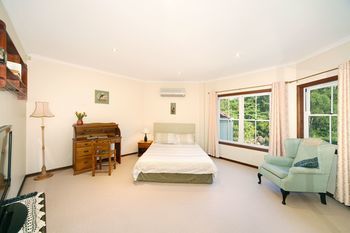 Kingfishers Manor @ Noosa - Local Tourism 18