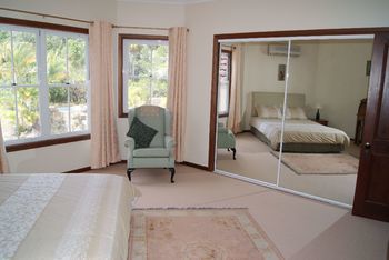 Kingfishers Manor @ Noosa - Local Tourism 21
