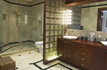 Kingfishers Manor @ Noosa - Local Tourism 36
