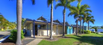 Alex Beach Cabins - Australia Shopping 24