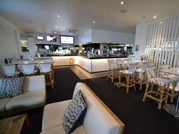 Crossroads Hotel Liverpool - Australia Shopping 34