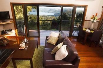Montville Misty View Cottages - Accommodation Australia 12