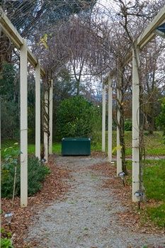 Holly Lane Mews - Accommodation Australia 5