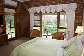 Holly Lane Mews - Accommodation Australia 12