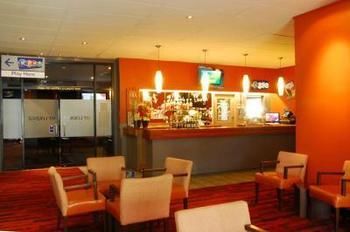 Palms Hotel Motel Chullora - Australia Shopping 5