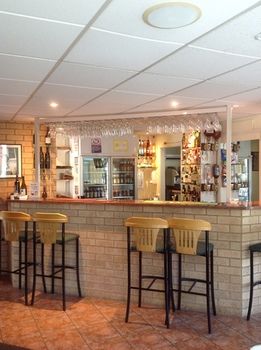 Ashton Townhouse Motel And Suites - Accommodation Australia 1