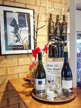 Ashton Townhouse Motel And Suites - Accommodation Australia 21