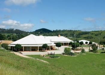 Bowen Inn Motel - Local Tourism 3