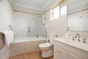 Edward Parry Motel & Apartments - Accommodation Australia 2