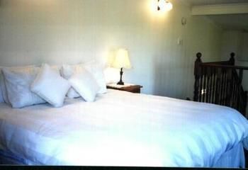 Hill Top Country Guest House - Accommodation Australia 0