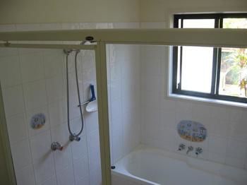 Noosa Edge Nudist Retreat - Local Tourism 2