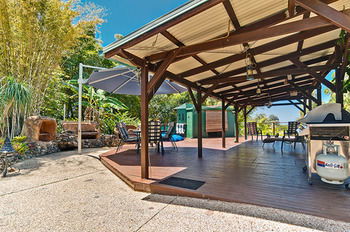 Noosa Edge Nudist Retreat - Local Tourism 15