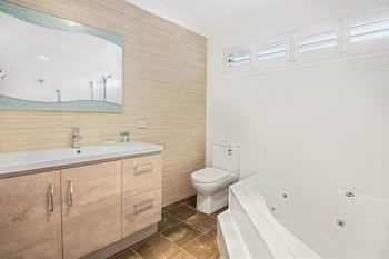 Forresters Beach Bed & Breakfast - Local Tourism 4