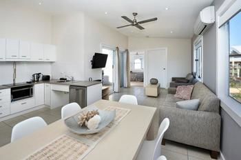 Stockton Beach Holiday Park - Accommodation Australia 2