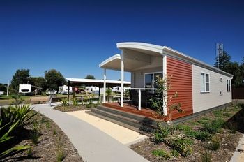 Stockton Beach Holiday Park - Accommodation Australia 6