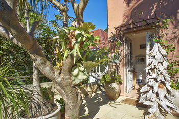 Bondi Beach House - Accommodation Australia 16