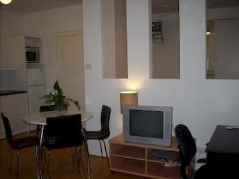 Central Apartments - Local Tourism 5