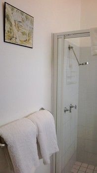 Central Apartments - Local Tourism 8