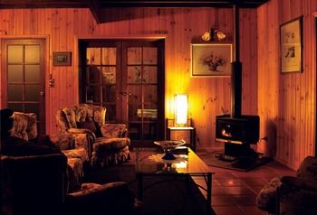 Peppertree Cottage - Accommodation Australia 20