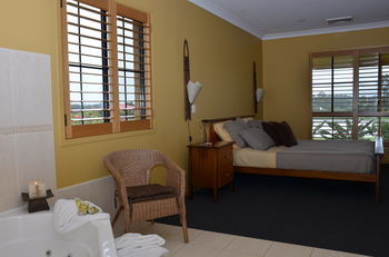 Broken View Estate - Bed n Breakfasts 3