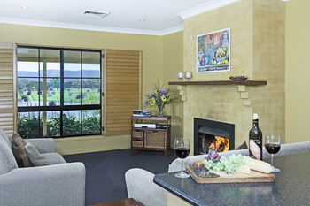 Broken View Estate - Bed n Breakfasts 7