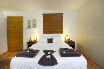 Mapleton Cabins & Caravan Park - Accommodation Australia 13