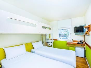 Ibis Budget Newcastle - Bed n Breakfasts 12