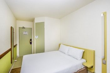 Ibis Budget Newcastle - Bed n Breakfasts 19