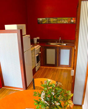 Valley Farm Vineyard Cottages - Local Tourism 7