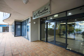 Nautilos Apartments - Australia Shopping 2