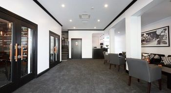 CH On Peel Boutique Hotel - Local Tourism 21