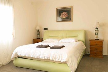 Hawthorn Holiday House - Accommodation Australia 5