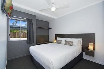 Cooroy Luxury Motel Apartments Noosa - Accommodation Australia 5