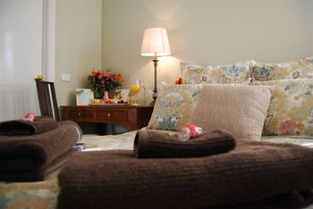 Highclaire House Bed And Breakfast - Accommodation Australia 16