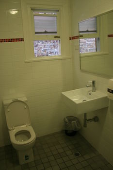 Zing Backpackers - Accommodation Australia 11