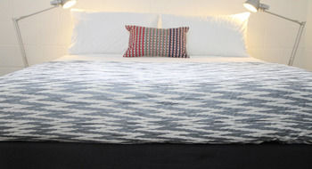 Apartment2c - Lennox 1 - Australia Shopping 3