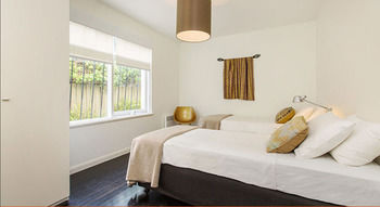 Apartment2c - Moonstruck - Australia Shopping 4