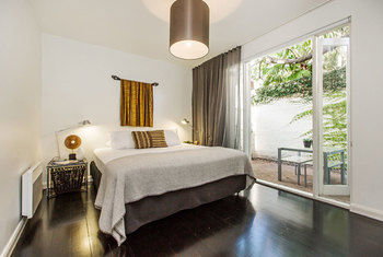 Apartment2c - Moonstruck - Australia Shopping 12